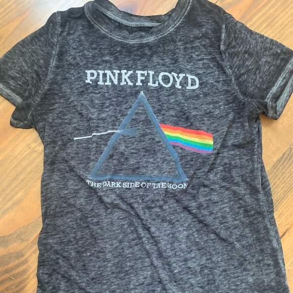 Tops - pink floyd graphic tee, size small